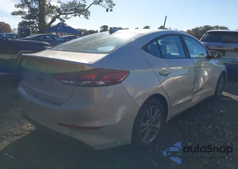 2017 Hyundai Elantra Se z USA, uszkodzony, nr VIN 5NPD84LF3HH129690